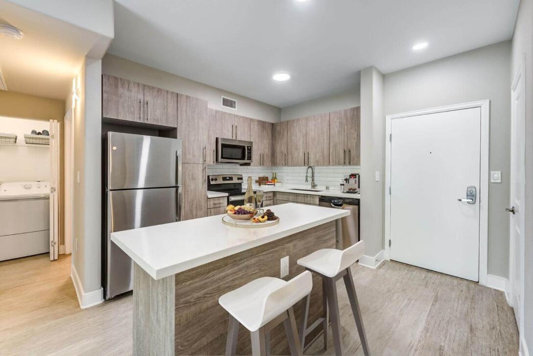 Woodland Hills Luxury Apt 2 Bed Ca Los Angeles Eksteriør billede