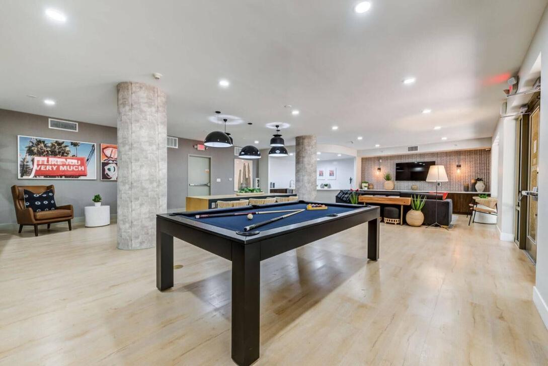 Woodland Hills Luxury Apt 2 Bed Ca Los Angeles Eksteriør billede